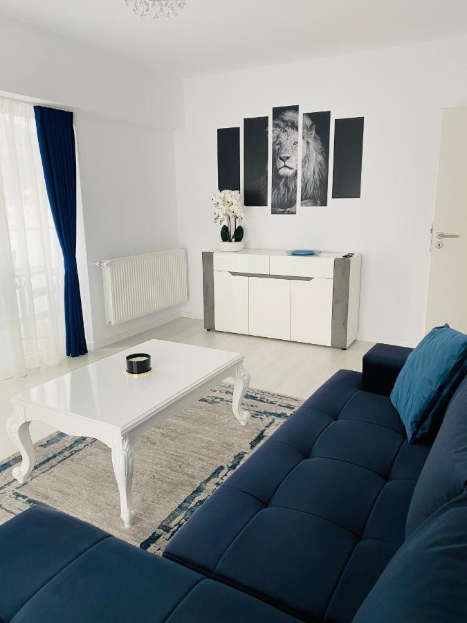 Luxury King * Câmpulung Moldovenesc